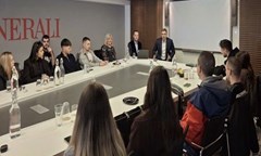 председателят-на-абз-се-срещна-със-студенти-от-катедра-човешки-ресурси-и-социалн