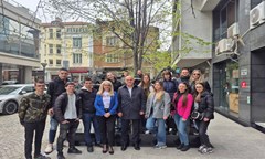 наши-студенти-изучаващи-борси-и-борсова-търговия-посетиха-българската-фондова-бо